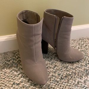 Heeled boots